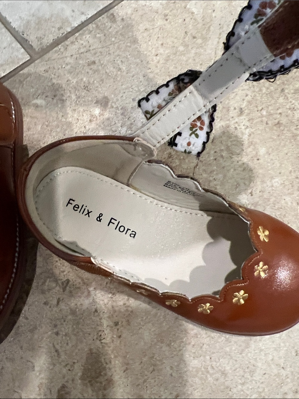 Toddler size 9 Felix and Flora Mary Jane Shoes - Lot. 4 pairs - Picture 4 of 10
